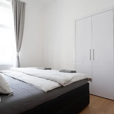 The Dante Prague - Family And Friends Apartments Exterior photo
